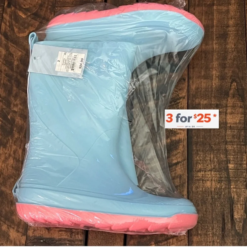 Cat & Jack Aqua Boots with Pink Soles size 2
